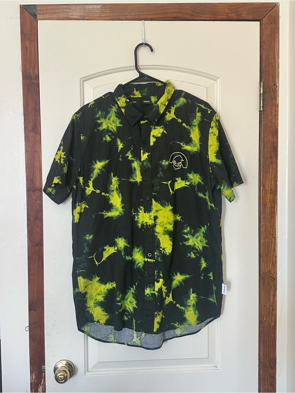Disney Collectible Nightmare Before Christmas Tie-Dye Button-Down XL